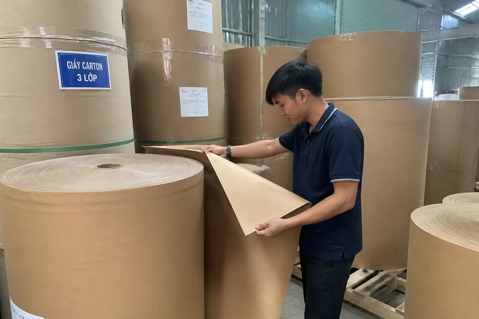 Chất Liệu Giấy - hộp carton nắp gài
