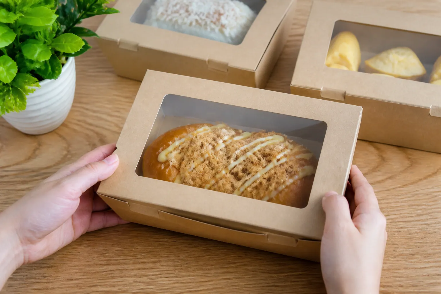 Hộp Carton Có Cửa Sổ Là Gì? Hộp Carton Có Cửa Sổ Là Gì?