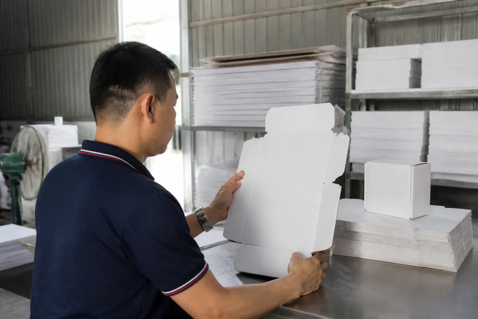 Kinh nghiệm đặt hàng bao bì carton trắng hiệu quả Kinh nghiệm đặt hàng bao bì carton trắng hiệu quả