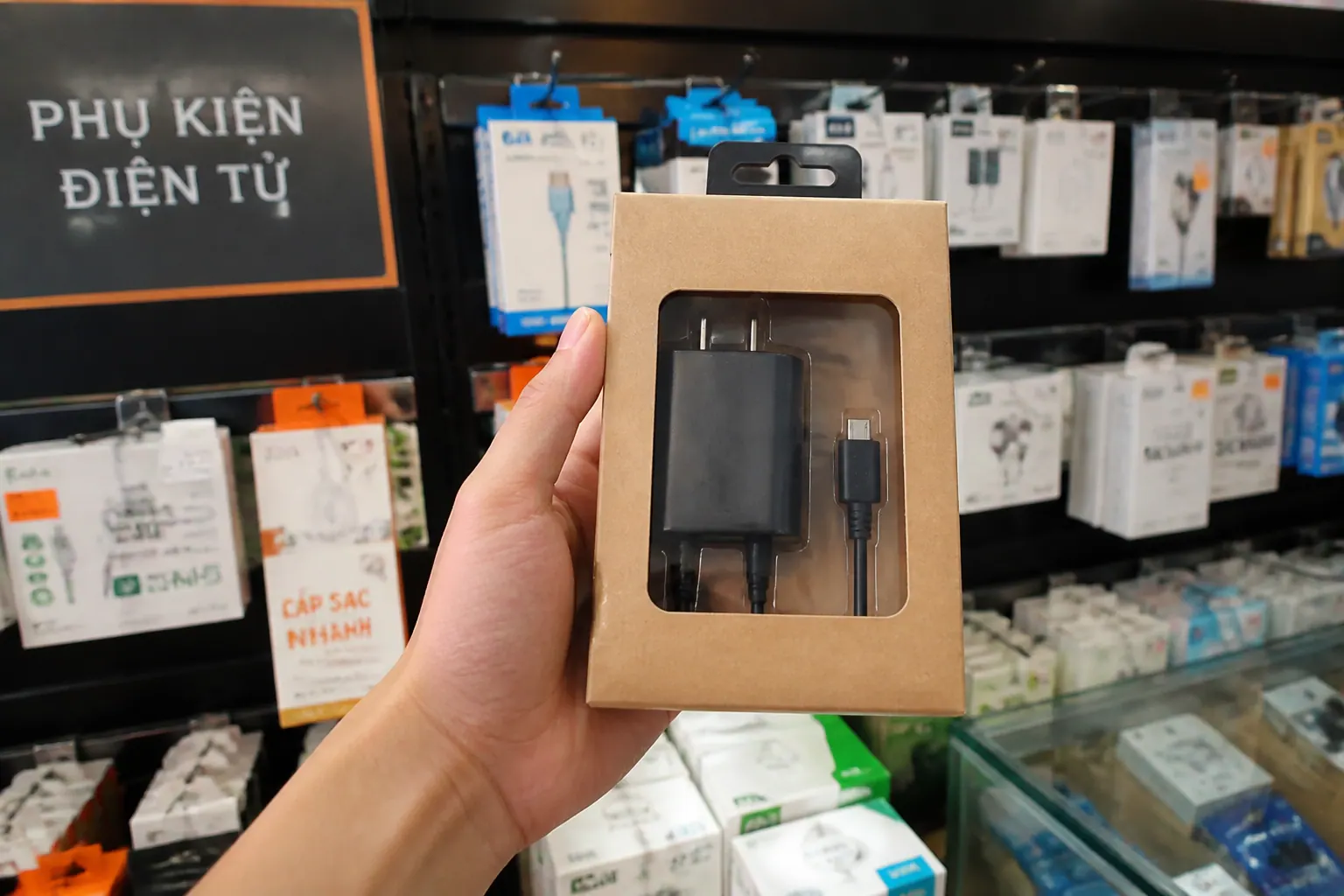Ngành Điện Tử, Phụ Kiện | hộp carton có cửa sổ Ngành Điện Tử, Phụ Kiện - hộp carton có cửa sổ