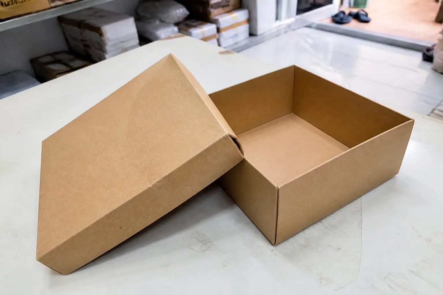 Nhược điểm cần cân nhắc - hộp carton âm dương